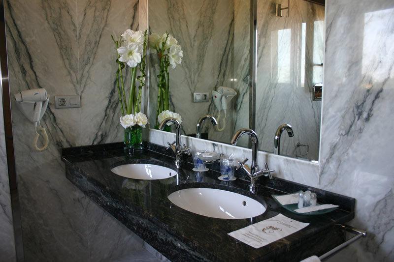Bed and Breakfast Complejo Aldeola Malpica de Bergantiños Zewnętrze zdjęcie